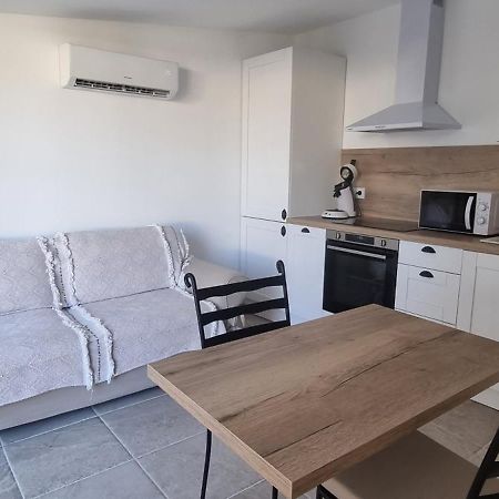 Aparthotel Les Bois De Zola Entre Provence Et Luberon Saint-Esteve-Janson Zewnętrze zdjęcie